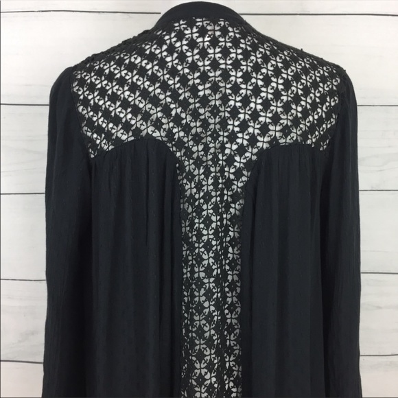 Black button down blouse - Picture 7 of 7